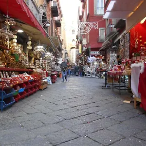 Lulù Naples